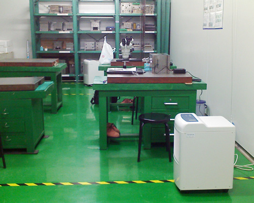 生產線上放在除濕機