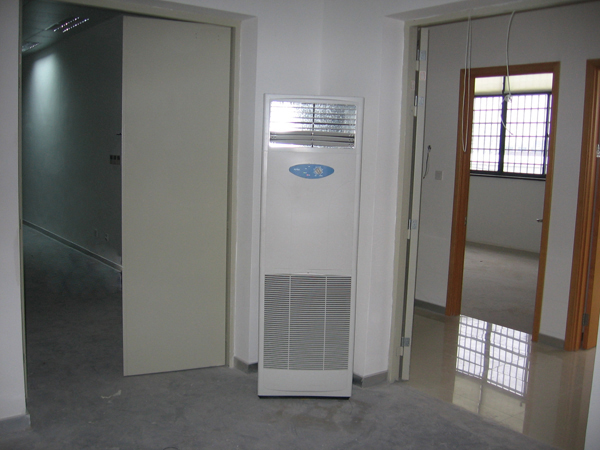 現(xiàn)場(chǎng)實(shí)景拍攝的除濕機(jī)